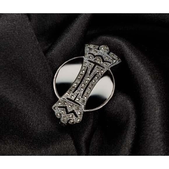 Vintage Marcasite Brooch With Intricate Silver Detailing & Black Onyx Accents - Picture 1 of 5